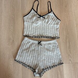 Medium Gray Ribbed Women's Lingerie Set